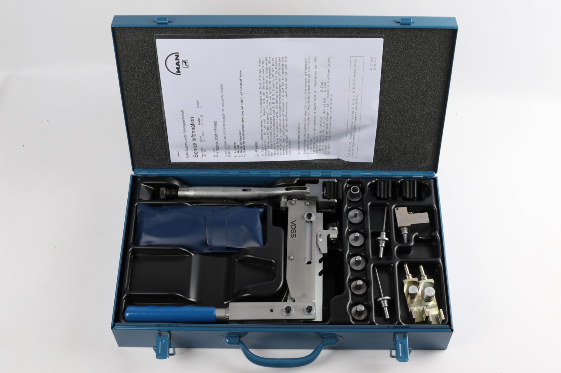 COFFRET OUTILLAGE M.A.N. 80 99606 0225